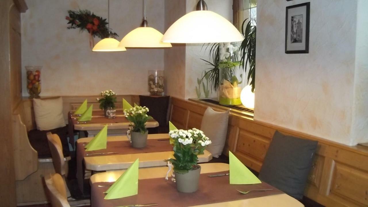 Hotel-Gasthof Krone-Lax Scheinfeld 외부 사진