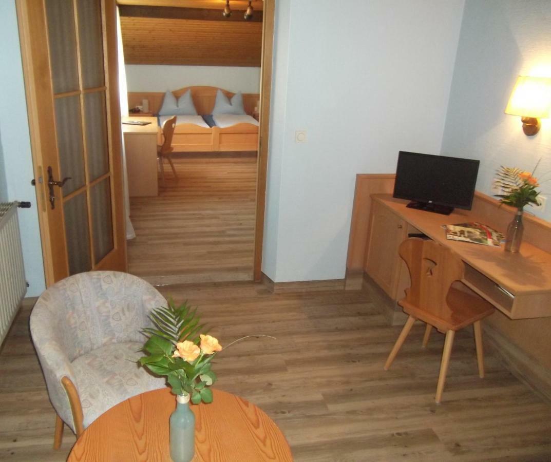 Hotel-Gasthof Krone-Lax Scheinfeld 외부 사진