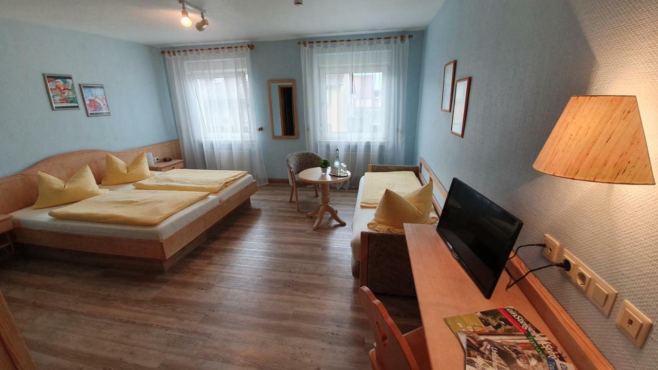 Hotel-Gasthof Krone-Lax Scheinfeld 외부 사진